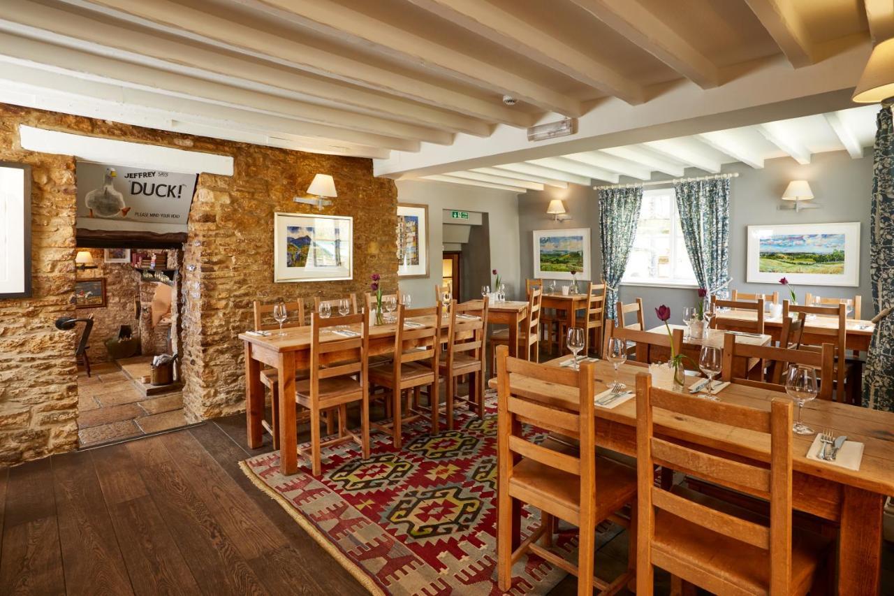 The Crown Inn, Church Enstone Chipping Norton Exterior foto